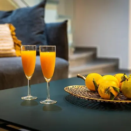 Апартаменты New With Pool, Rooftop Jacuzzi And Sea View *