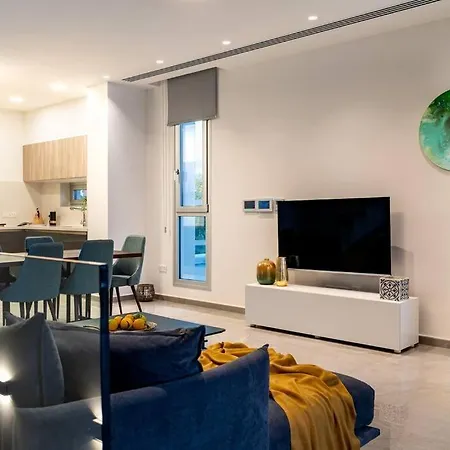 New With Pool, Rooftop Jacuzzi And Sea View Айя-Напа